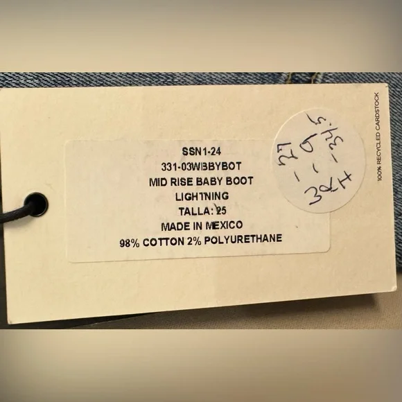 Re/Done Mid Rise Baby Boot Lightning - Picture 7 of 7